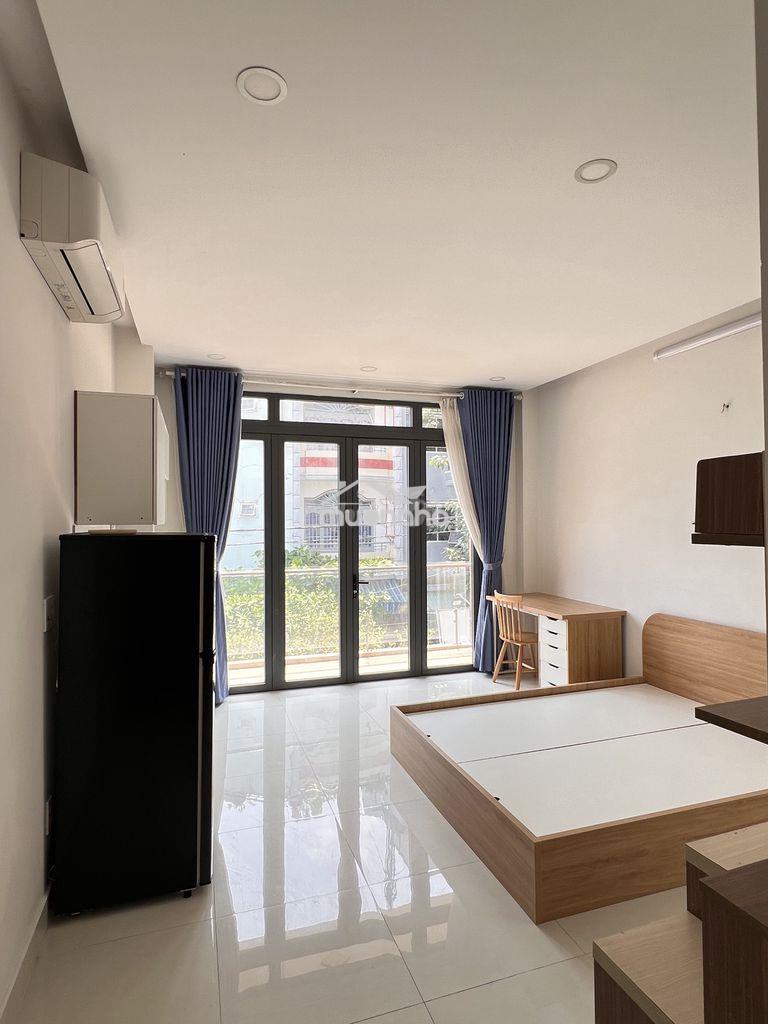 Cho thuê phòng q.8, phòng dt lớn, ban công, đầy đủ nội thất 