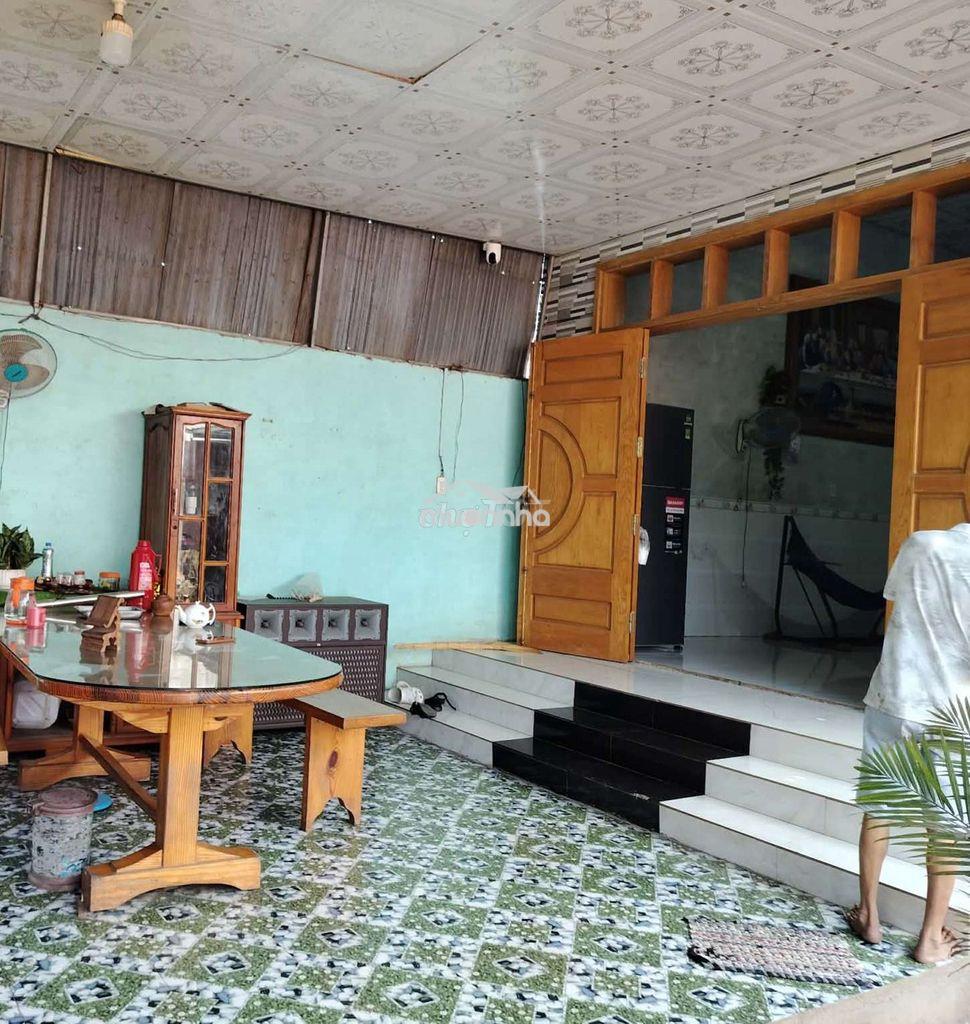 Nhà và đất 353m2 ngay khu dân cư hiện hữu  - 2