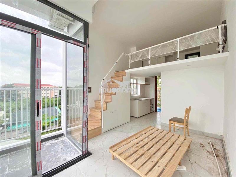 Nhà mơi xây có gác ngay phan xích long - ngã tư phú nhuận