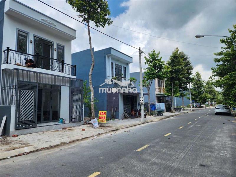 Bán nhà phố gần kcn ,bình mỹ -bắc tân uyên 
