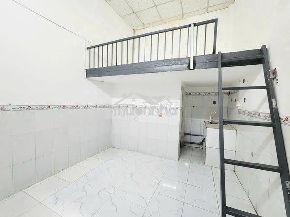 Phòng mới dãy 1mặt thoáng có ánh sáng nguyễn tri phương- giờ thoải mái