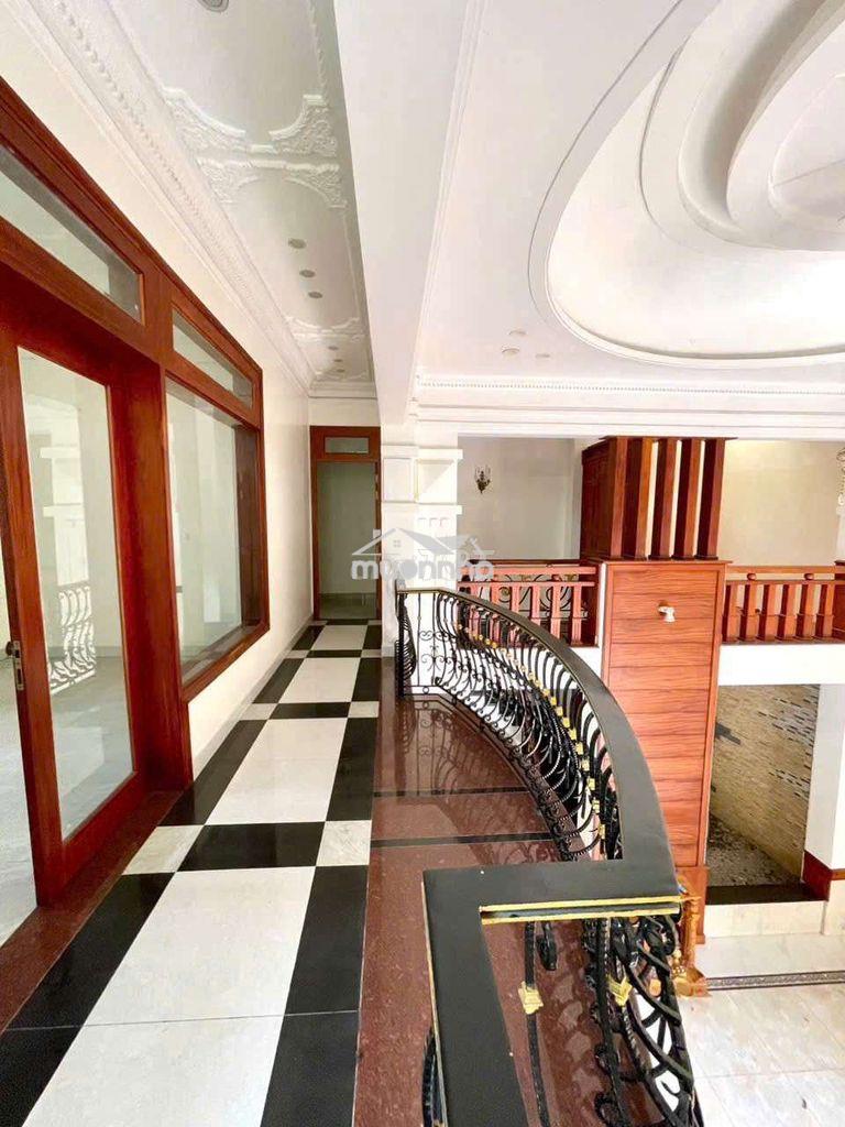 Cho thuê biệt thự và mbkd 200m2 gần ngã 6 an phú - 4