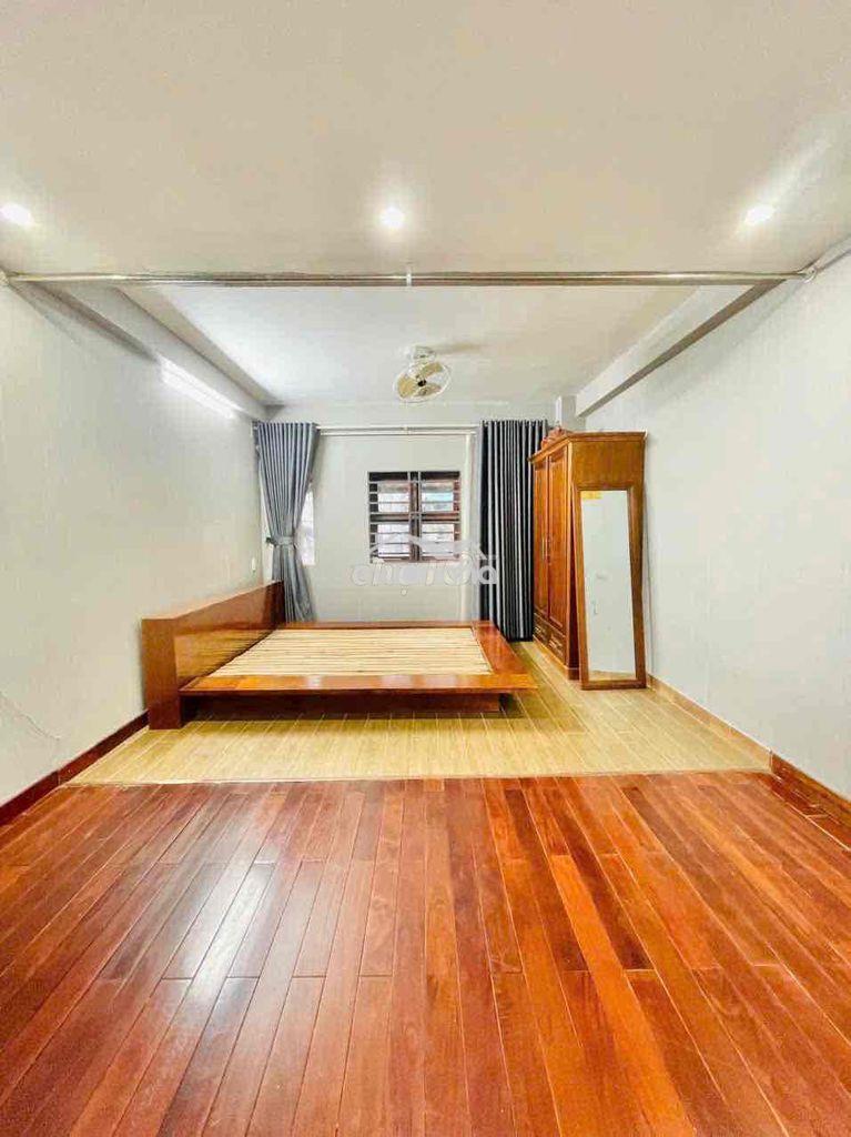 Cho thuê nhà 1/ hẻm xe hơi nguyễn văn công 3 lầu 3pn.4wc full nt