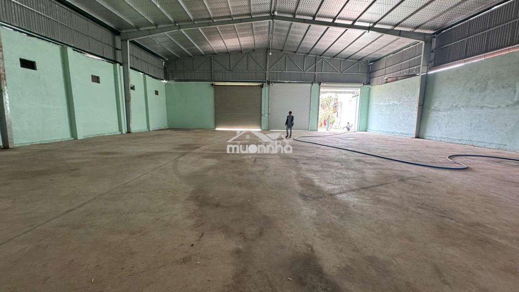 Bán kho 650m2 mặt tiền 14-26 - 3