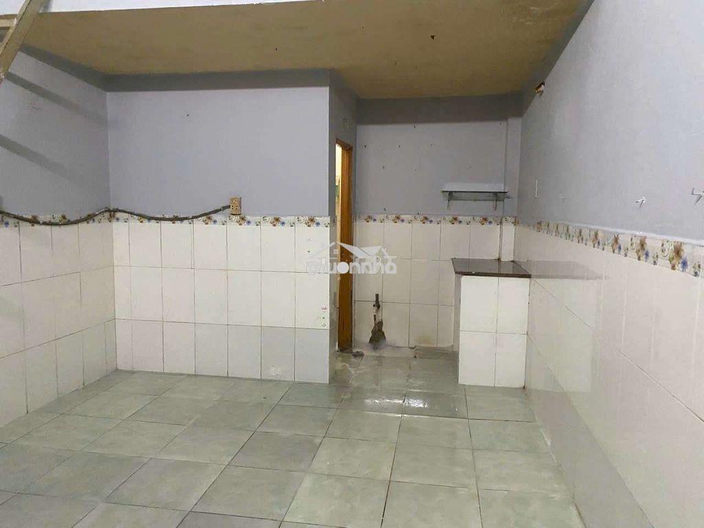 Cho thuê p.trọ mới xây 1.700k có lửng - 2