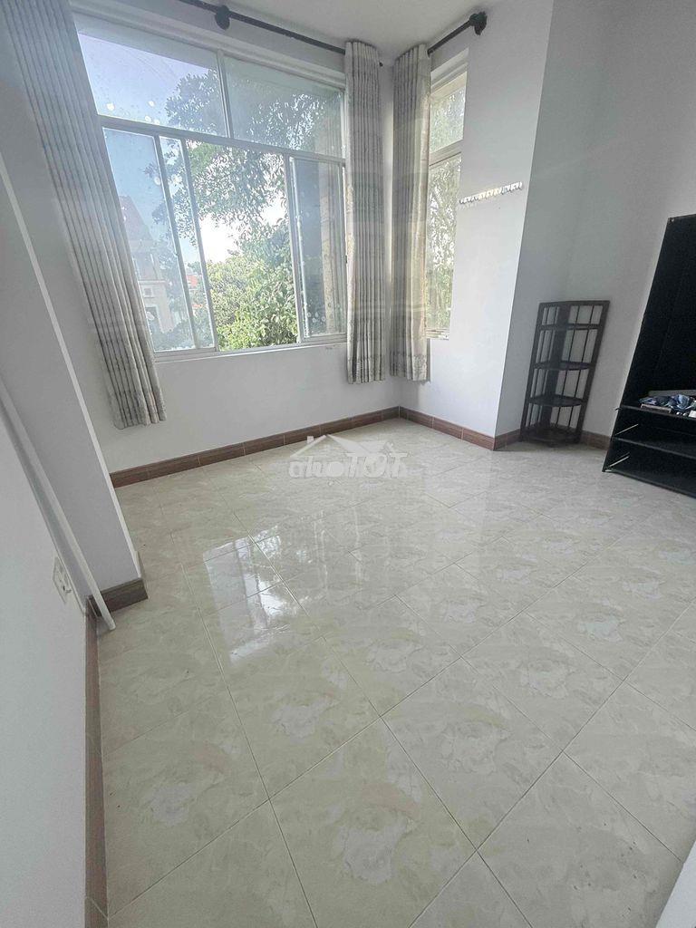 Phòng máy lạnh 40m2. 2pn. 1wc đường tạ quang bửu. p4. q8 - 3