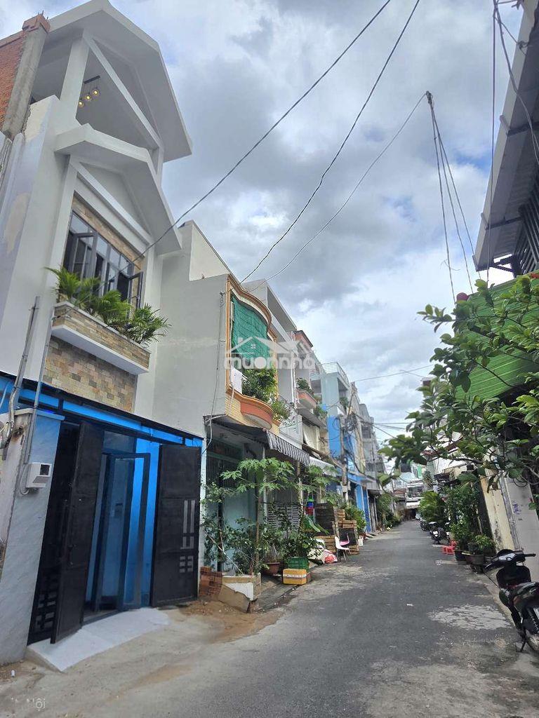 Nhỉnh 8 tỷ- siêu phẩm 3 lầu mới keng lê ngã kế bên tân bình. - 2