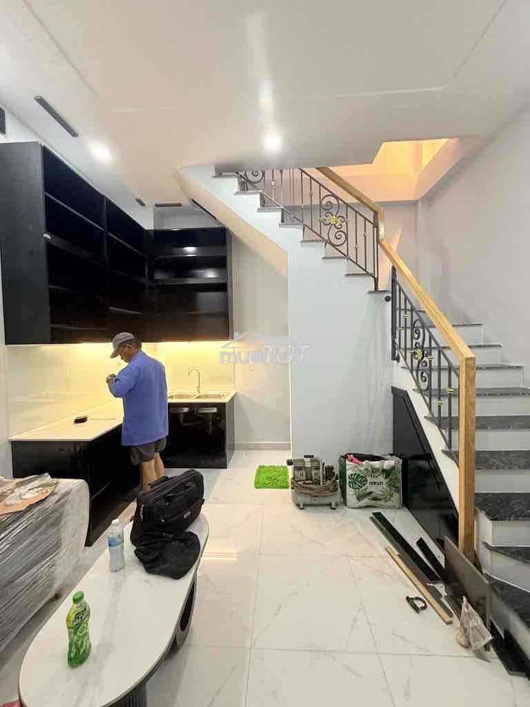 Tân phú 4 tầng mới đẹp, có sân thượng, chỉ 3.1tỷ - 2
