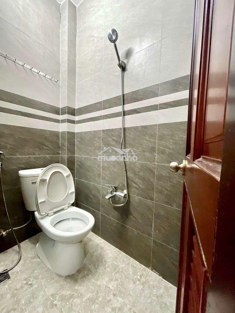 4tr3 phòng trệt có sân rộng nội thất đầy đủ - 3