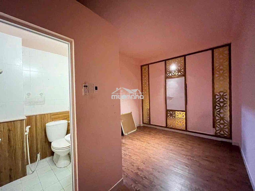 Cho thuê nhà 3 tháng 2 quận 10 hẻm ô tô - 40m2 4 tầng 5 pn - 27 triệu - 4
