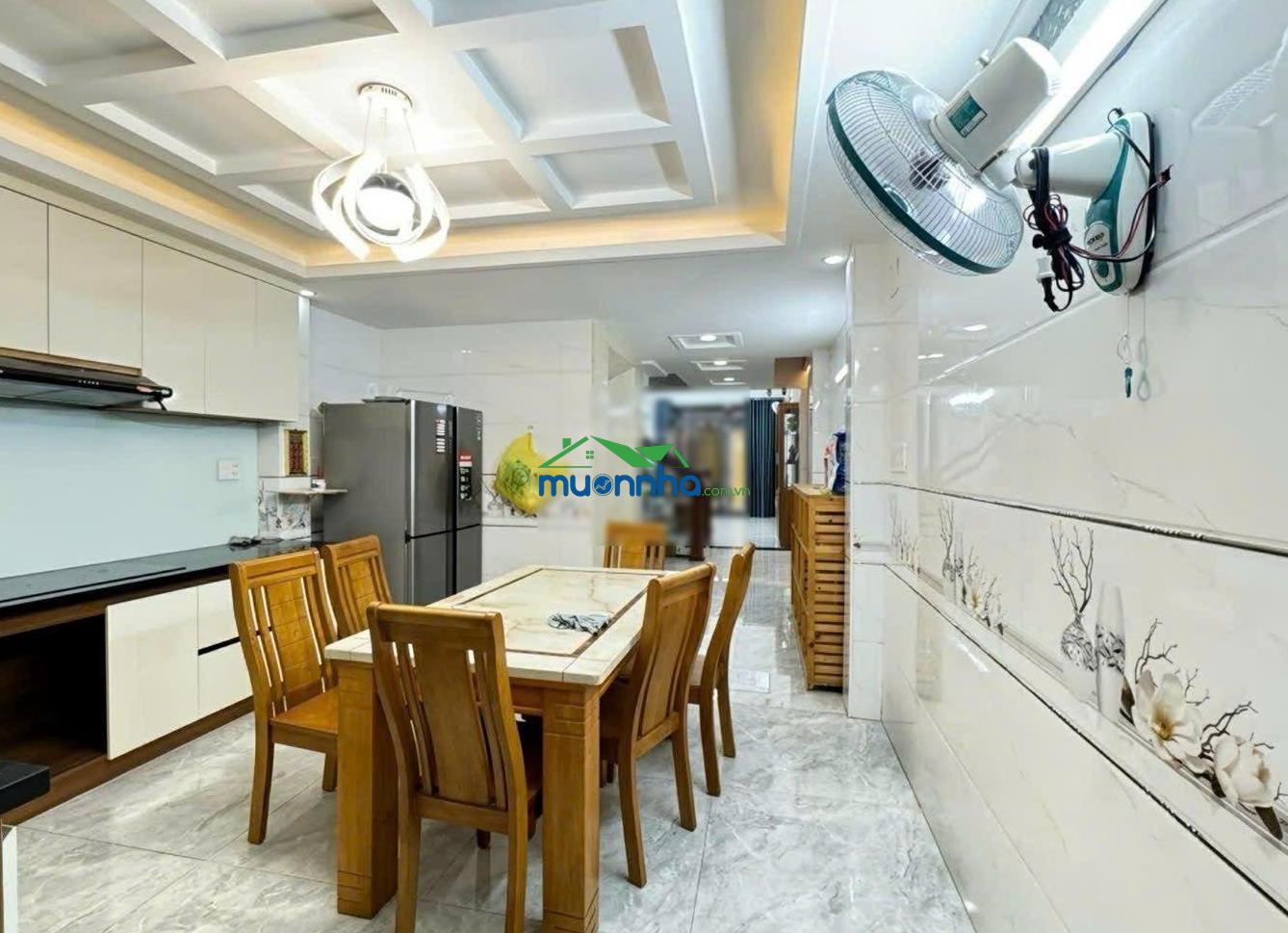 Giảm 600 triệu-hẻm 8m-nguyễn duy cung-phan huy ích-5tầng-thang máy-6pn-6wc-4mx24m-10.2 tỷ.