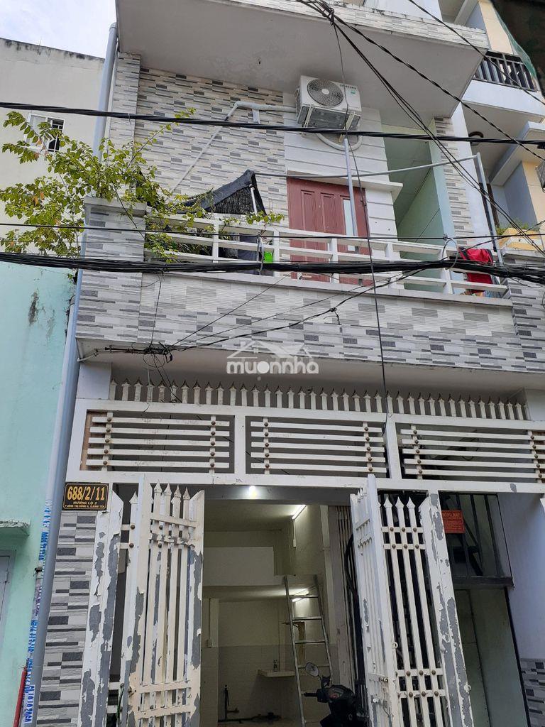 Phòng hl2 giá rẻ,1.2 triệu/tháng,gác,toilet riêng,giờ tự do.