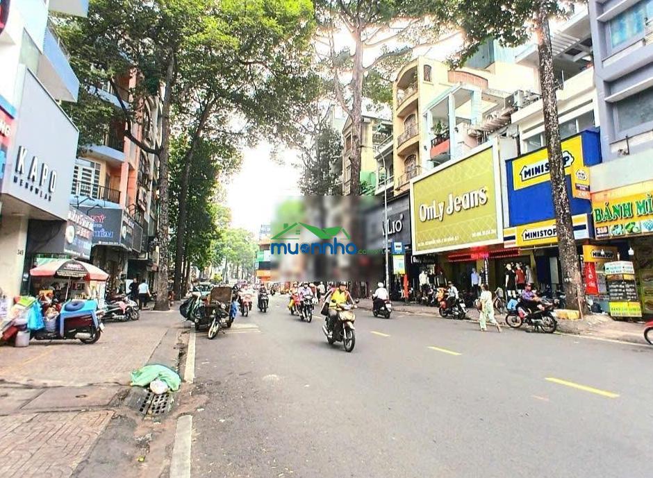 Bán gấp hàng hiếm sát mt trần bình trọng - an dương vương - ngang đẹp 4,4m. chỉ 12,5 tỷ. tl chủ