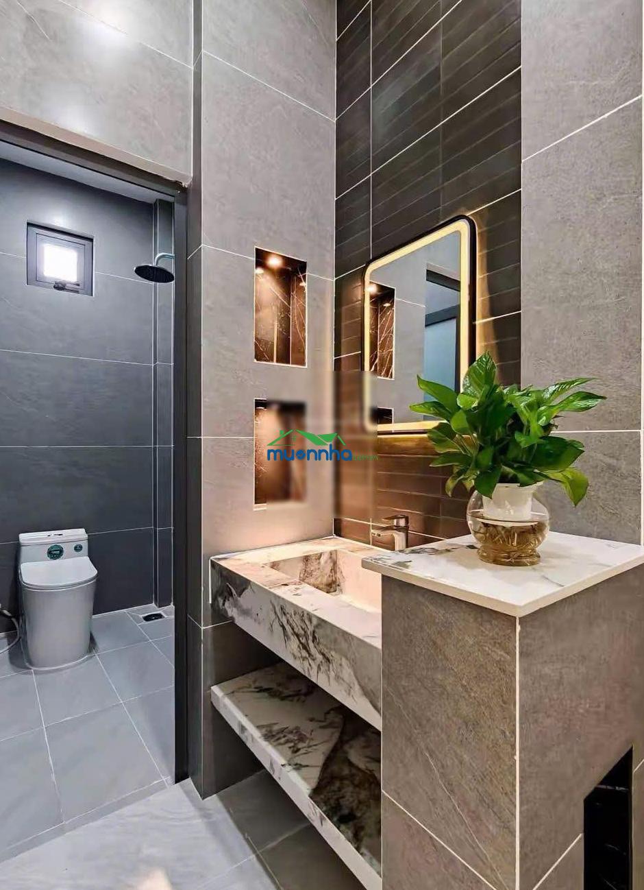 Bán gấp căn nhà hxh 3 tầng, 58m2 ngay emart phan văn trị giá 2ty890, cho thuê 17tr/tháng, sổ riêng - 2