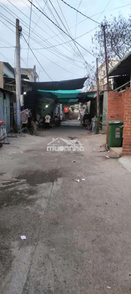 Bán dãy trọ 372m2 có 150m2 thổ cư sau lưng chợ tân hiệp hẻm xe hơi - 2