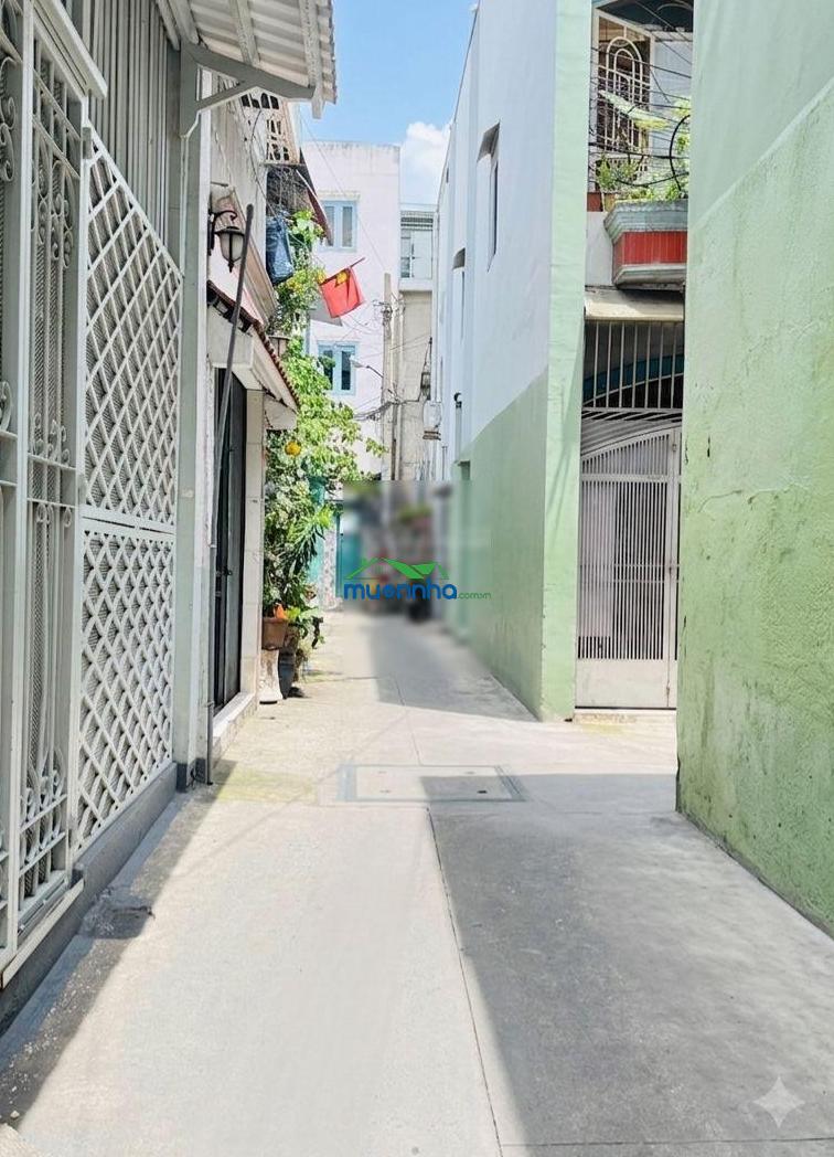 Bán nhà hẻm thông phạm văn hai - 34m - ngang 5.3m - hoàn công đủ bán nhà vị trí đẹp khu trung tâm