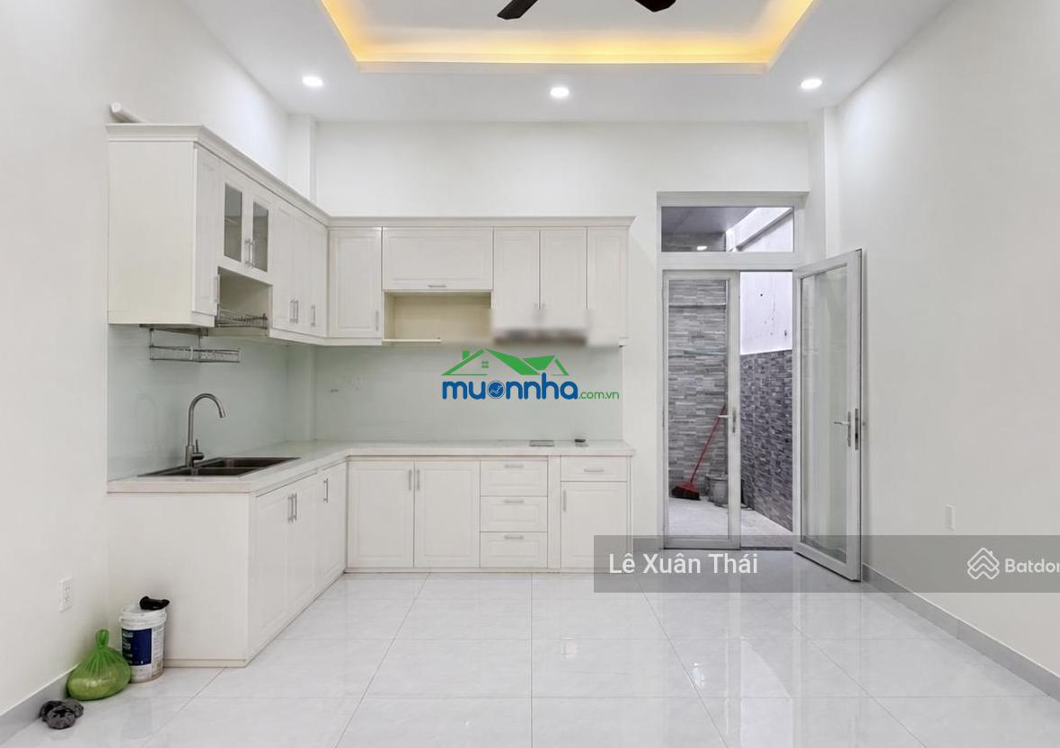 Bán nhà đẹp ở ngay thành thái q10 4 tầng 85m2 - 4.2m mặt tiền. giá 15.6 tỷ - 4