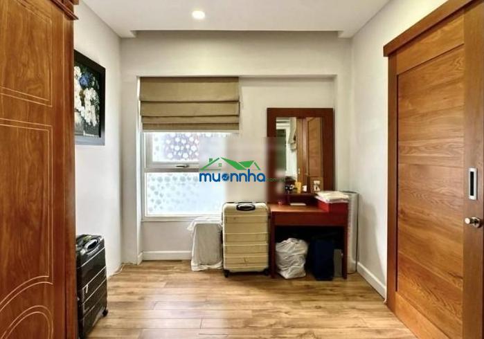 Nhà 4t, phố nhật lê thánh tôn, kinh doanh nhà hàng, dòng tiền mạnh, giá cực tốt