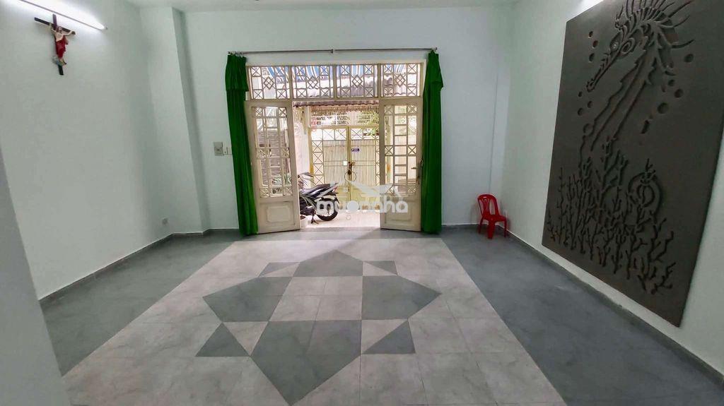 Bán nhà nở hậu thiết kết đẹp vị trí tốt - 2