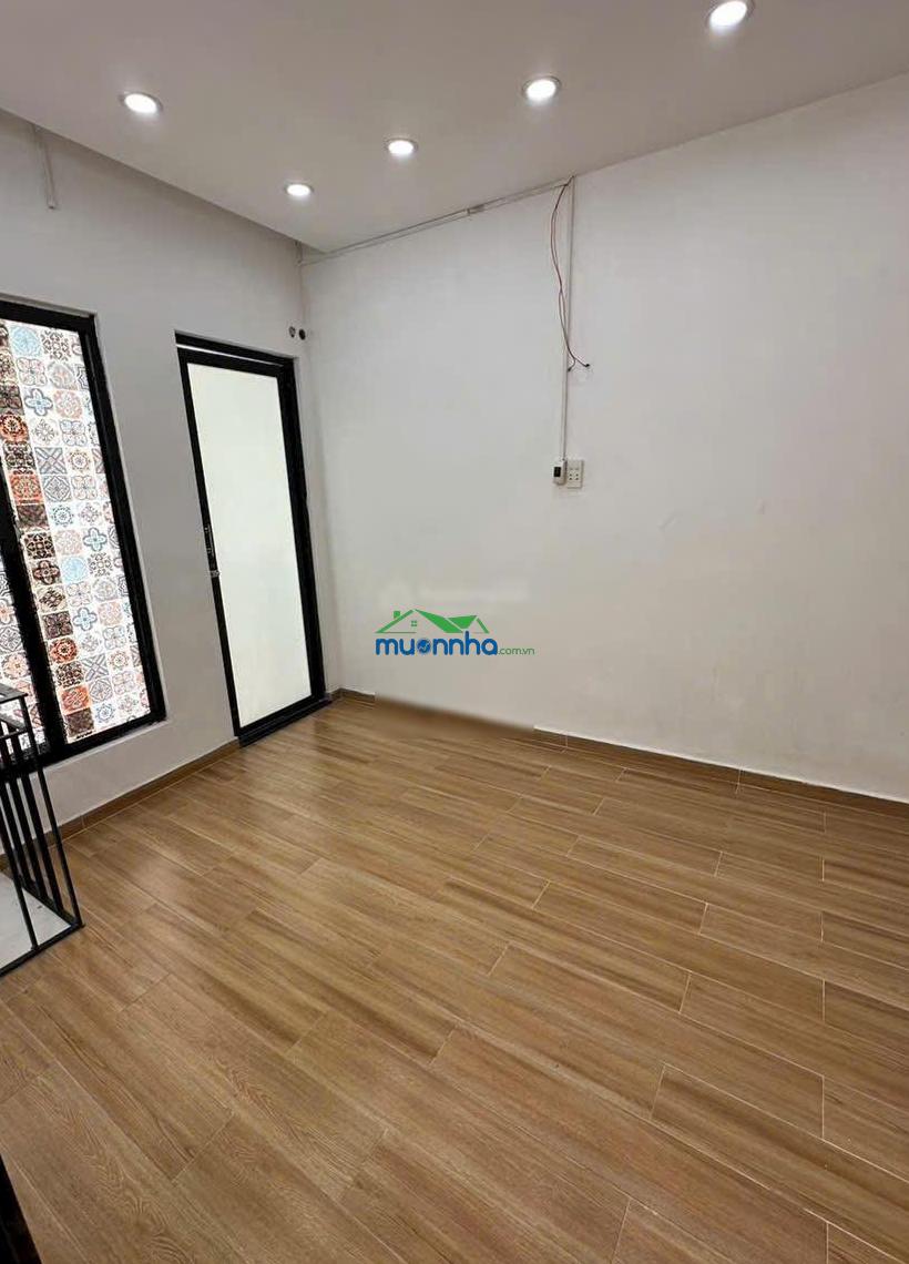 Nhà đường bùi quang là, 3 tầng, 2 phòng ngủ, full nội thất - 2