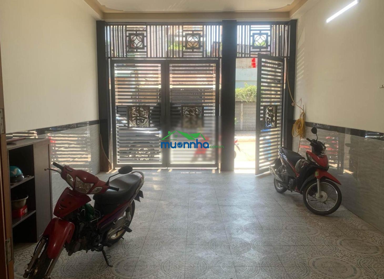 Bán nhà 3 tầng . khu phân lô ngay linh xuân thủ đức - sát phạm văn đồng - - 3