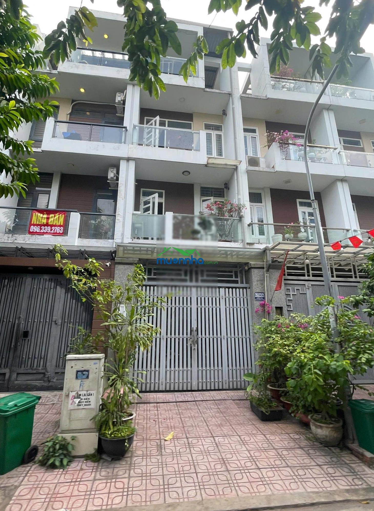 Nhà đẹp đặng thùy trâm đối diện đại học văn lang đường 8m có vỉa hè chỉ 9 tỷ