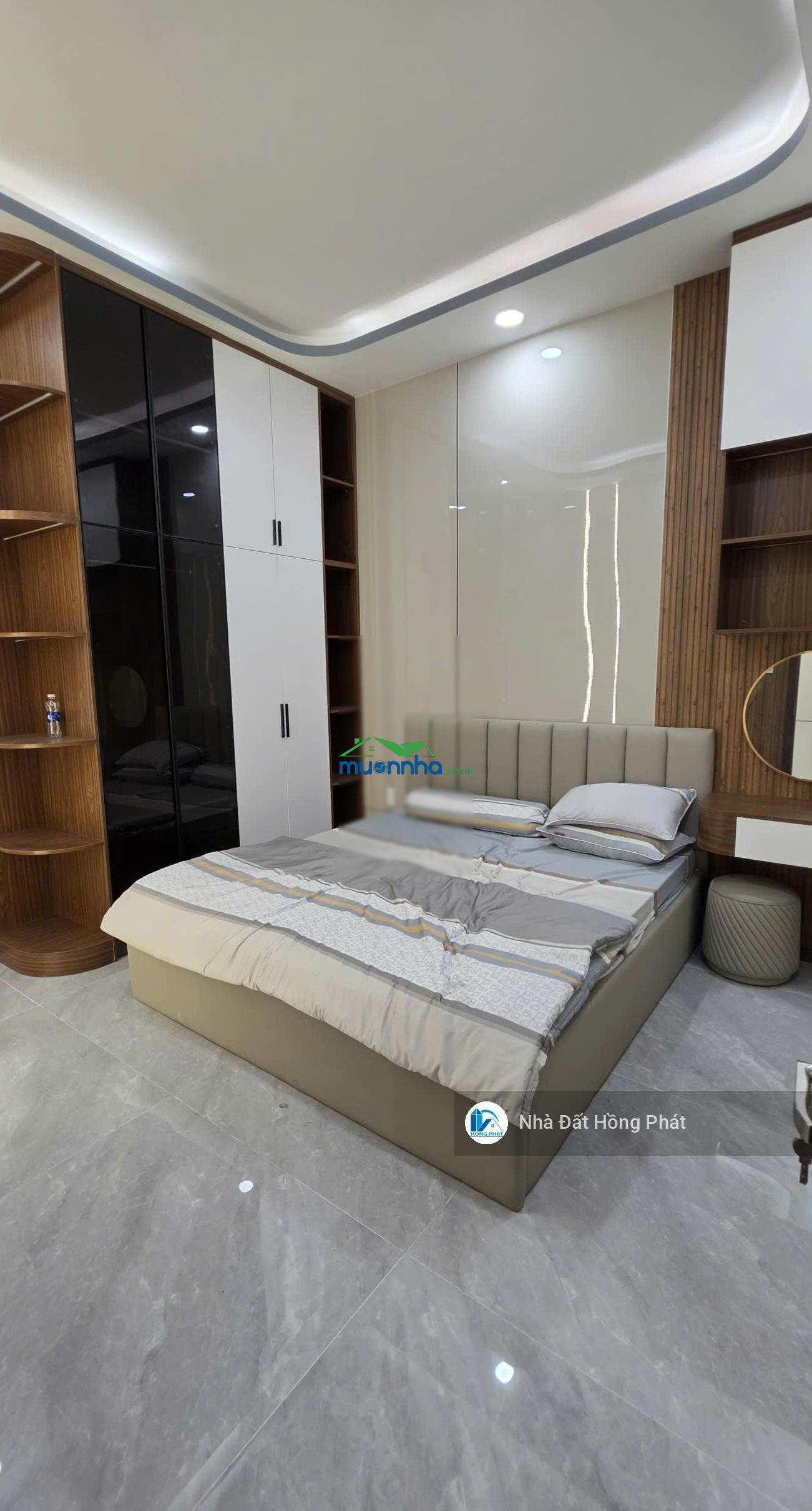 Nhà phố xinh dt 5x23, 01 lầu (4pn + 3wc + sân xe hơi) gần chợ đầu mối hóc môn