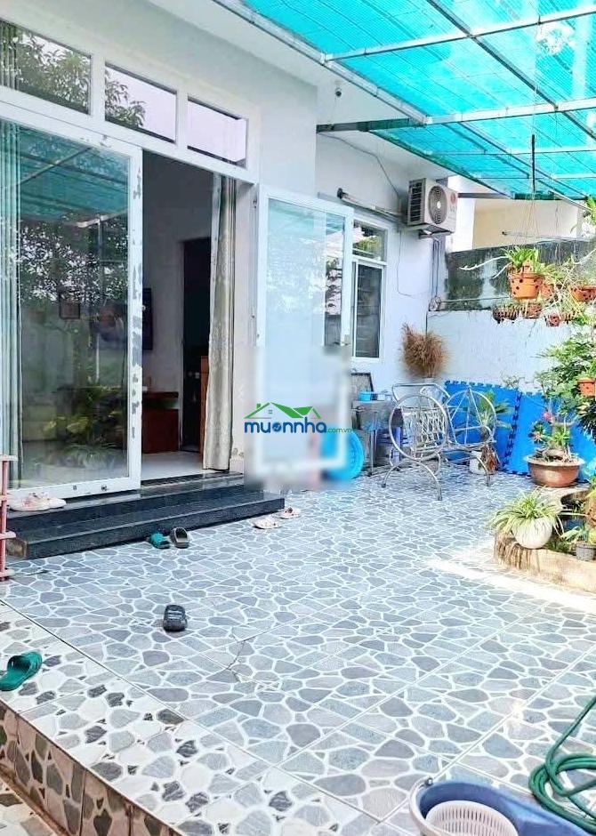 99m2. ngang 12m. 3 tầng, 2 p.ngủ, p.làm việc, 2wc. hẻm xe hơi hiệp bình phước, thủ đức