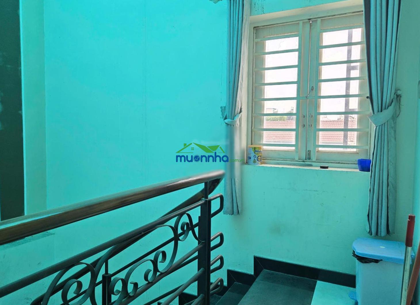 Bán nhà hẻm 6m ngay aeon đường số 8 dt 4m x 16m đúc 3 lầu 4 pn, 4 wc, nhà đúc chắc chắn vào ở liền