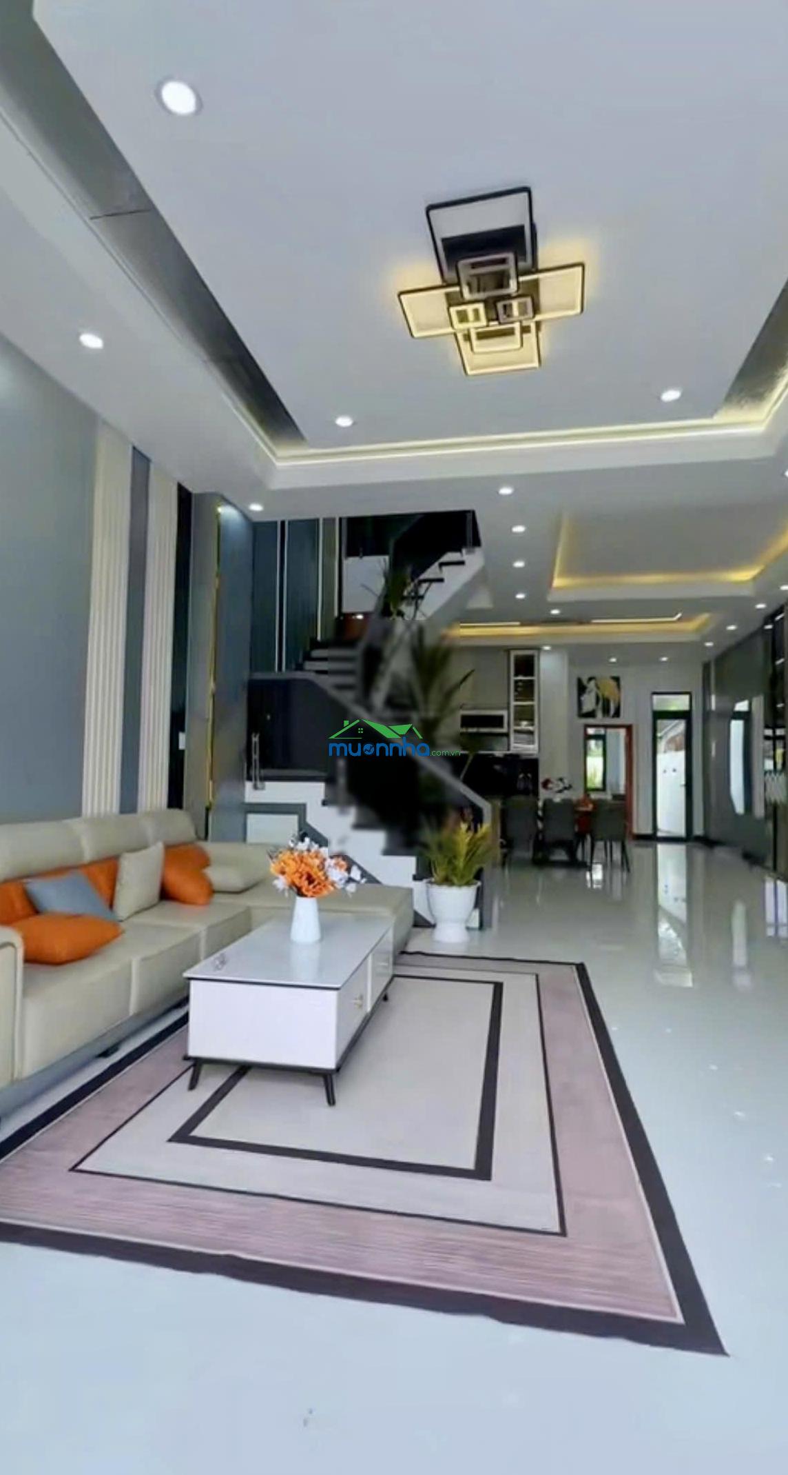 Chính chủ gửi bán - căn nhà đáng mua nhất khu vực - giá 1 tý 330 tr - sổ hồng riêng - giá còn giảm - 3