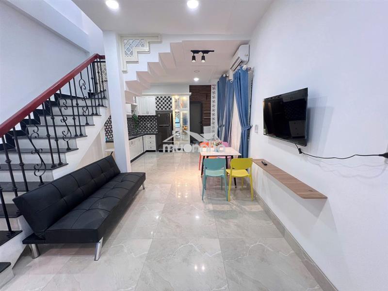Cho thuê nhà 2 tầng, 2pn, full nội thất tại oasis, mỹ phước