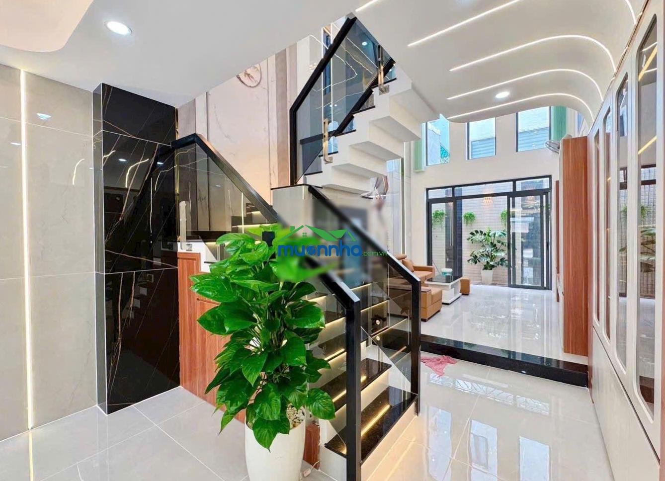 Nhà mới full nội thất 6pn hxt 20m chỉ 8 tỷ tl