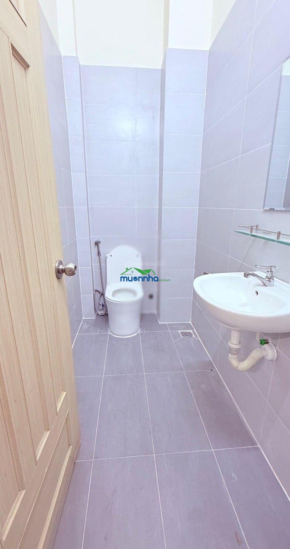 Cực hiếm - nhà 2 tầng - hẻm xe hơi - gần vạn phúc - giá 6,5 tỷ - sổ đẹp hoàn công đủ - 3