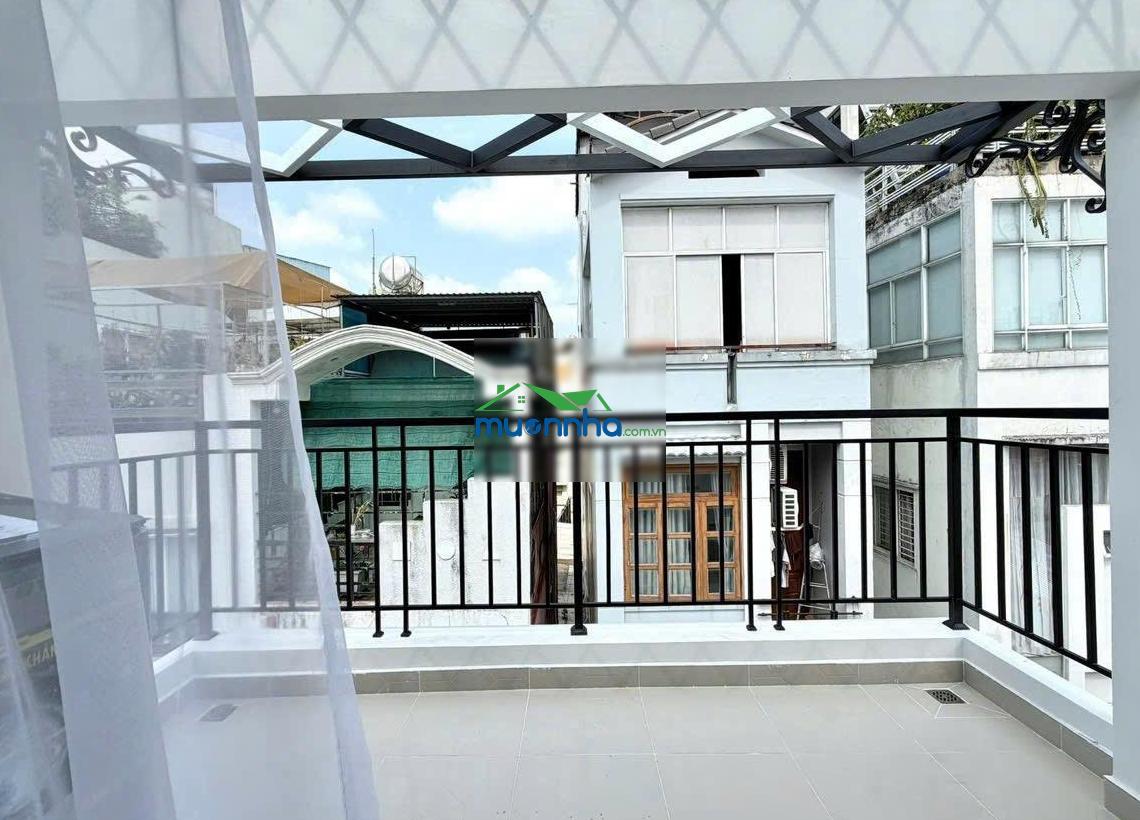 Nhà đẹp quận 3 - hẻm xe hơi - full nội thất cao cấp - chỉ việc vào ở - không lộ giới - giảm còn 9ty - 2