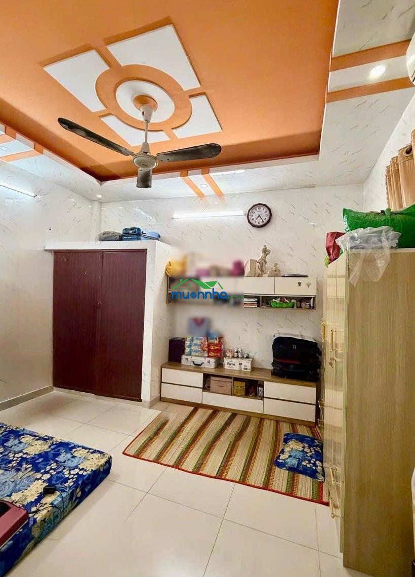 Bán gấp nhà góc 2 mặt tiền nguyễn thị sáu phan văn hớn vào,xã bà điểm giá 6,5tỷ 6,5m x 16m, 3 tầng,