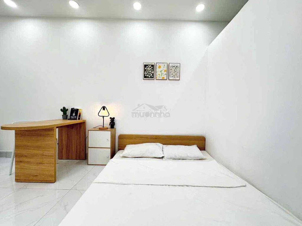 Penhouse 2pn thang máy 105m2 - 2