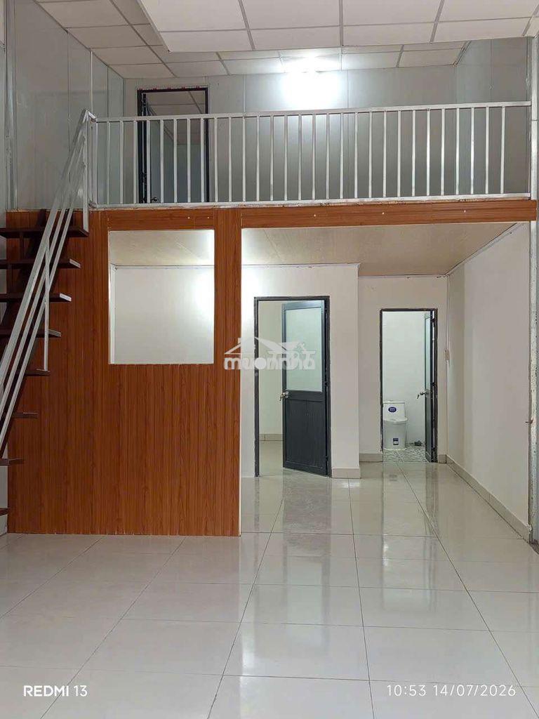 Bán nhà gần đường lớn - 2