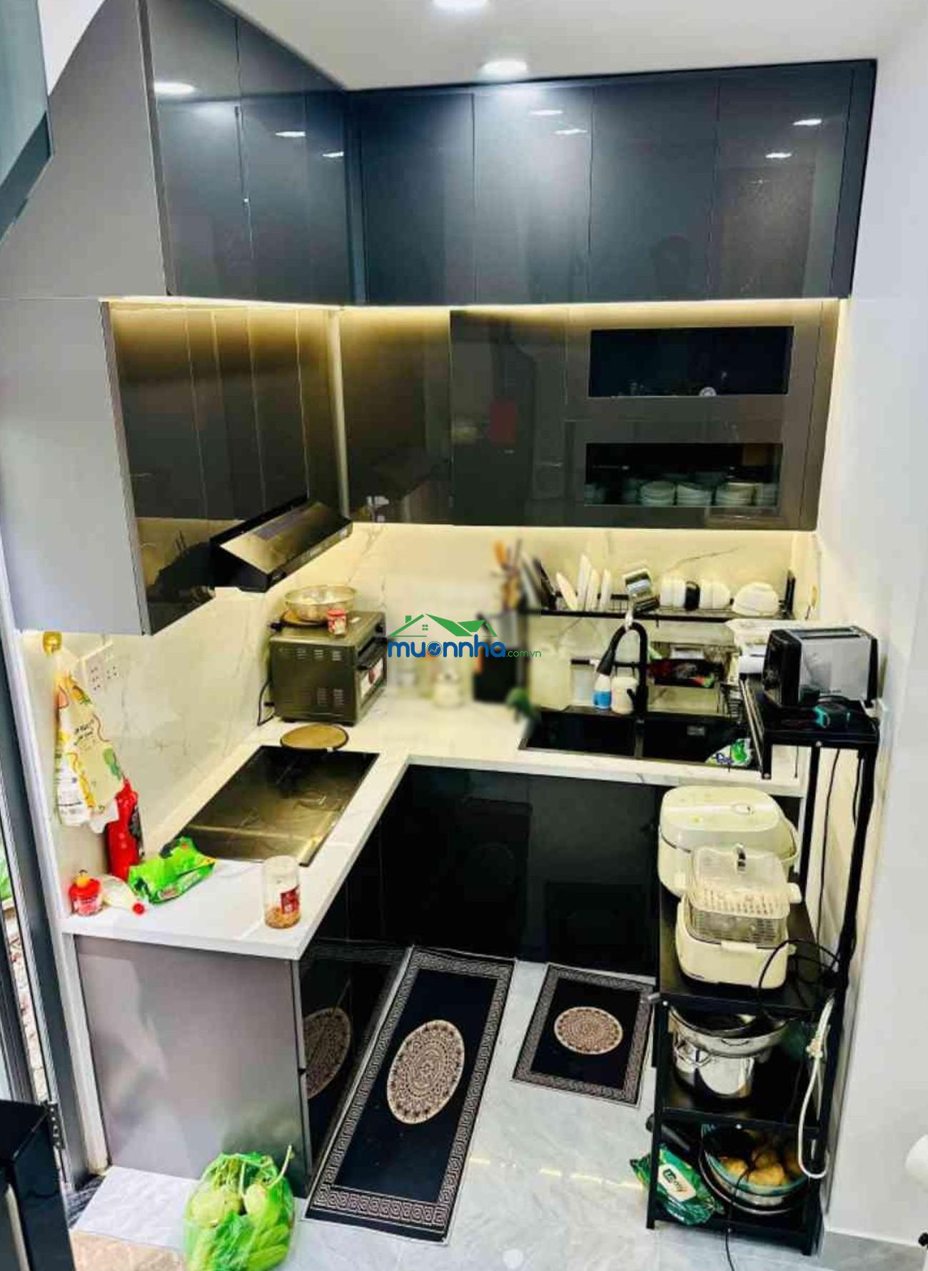 Bán nhà hẻm xe hơi 6m, ngang hiếm 6x13m, ô tô đậu trong nhà, ngay chợ lý phục man q7, chỉ 5.7 tỷ