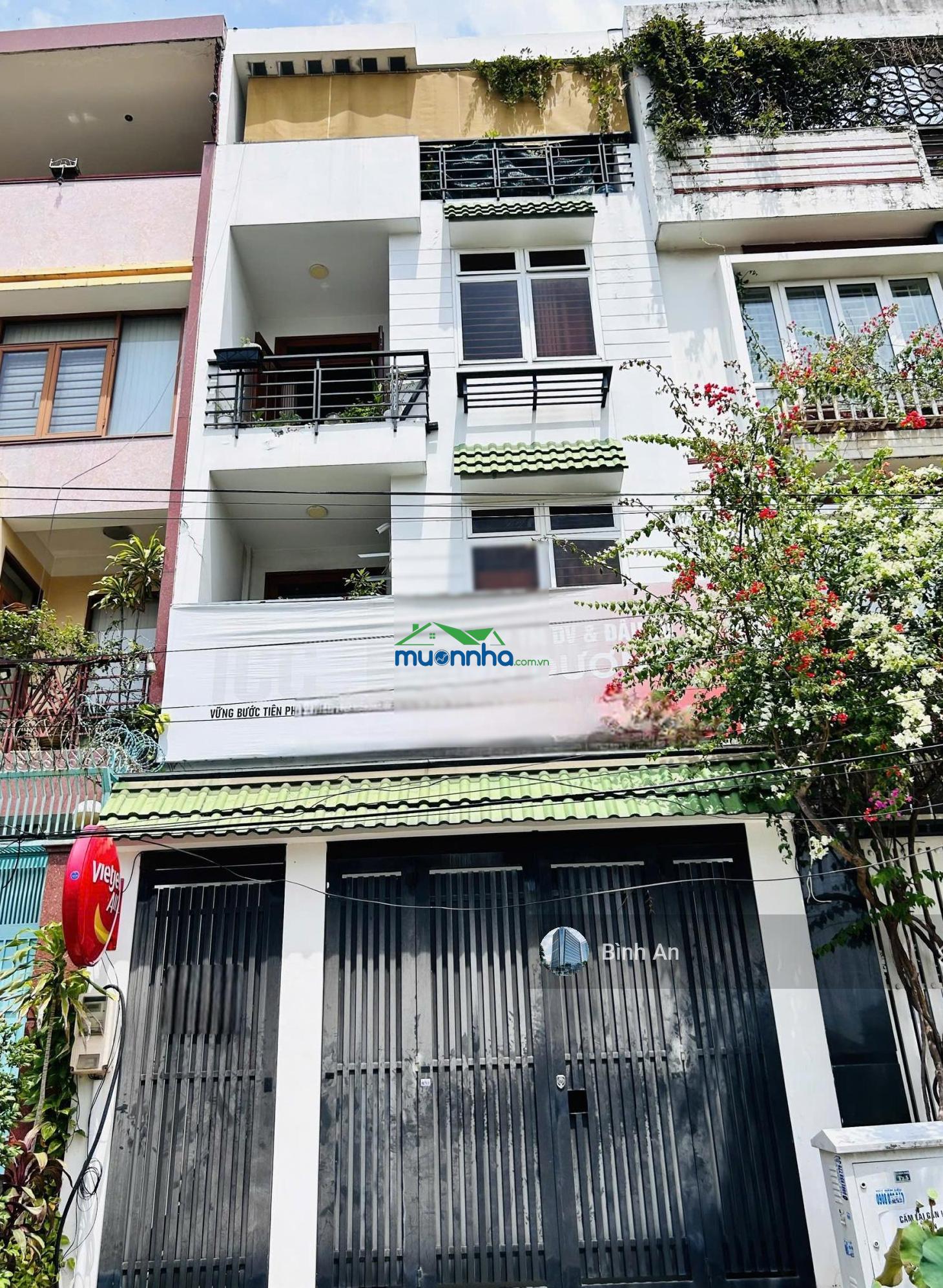 Bán nhà đường nguyễn kiệm diện tích: 4,5x13m trệt 3 lầu