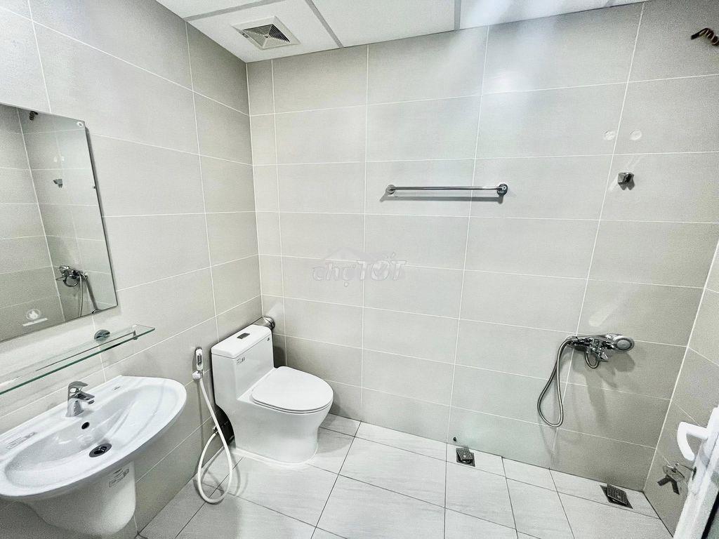 Chính chủ cho thuê căn hộ 86m2, mới 100% 2pn, 2wc, bếp riêng 7tr/th - 4