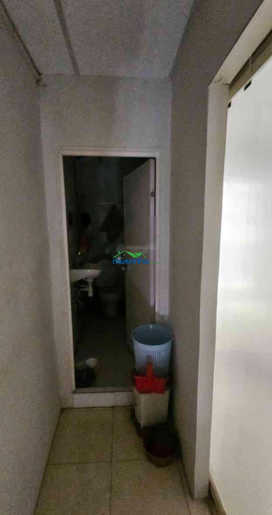 Hot, bán gấp nhà riêng hoàng văn thụ tân bình sát sân bay, 40m2, 2 tầng, hẻm xe hơi đỗ cửa, 5.x tỷ - 2