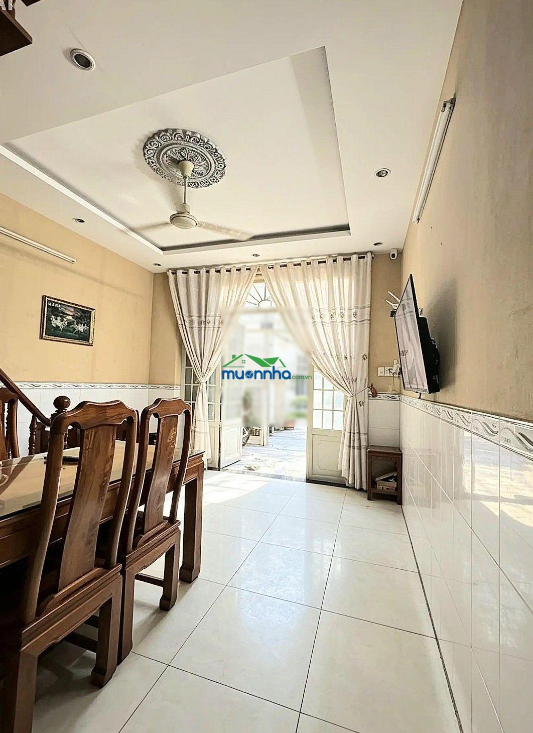 Bán nhà đường tân sơn nhì, tân phú, 41m2, 2 tầng, giá chỉ 3.89 tỷ. - 3