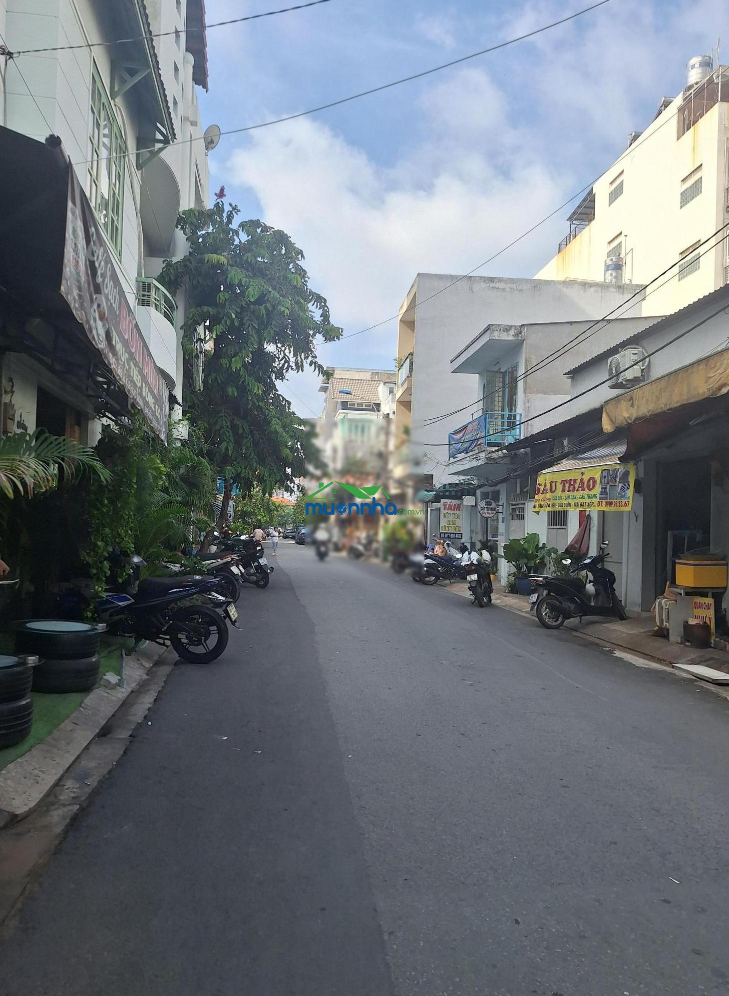 Bán nhà đường số, 2 xe hơi tránh nhau lý phục man, bình thuận, quận 7, giá: 8,9 tỷ