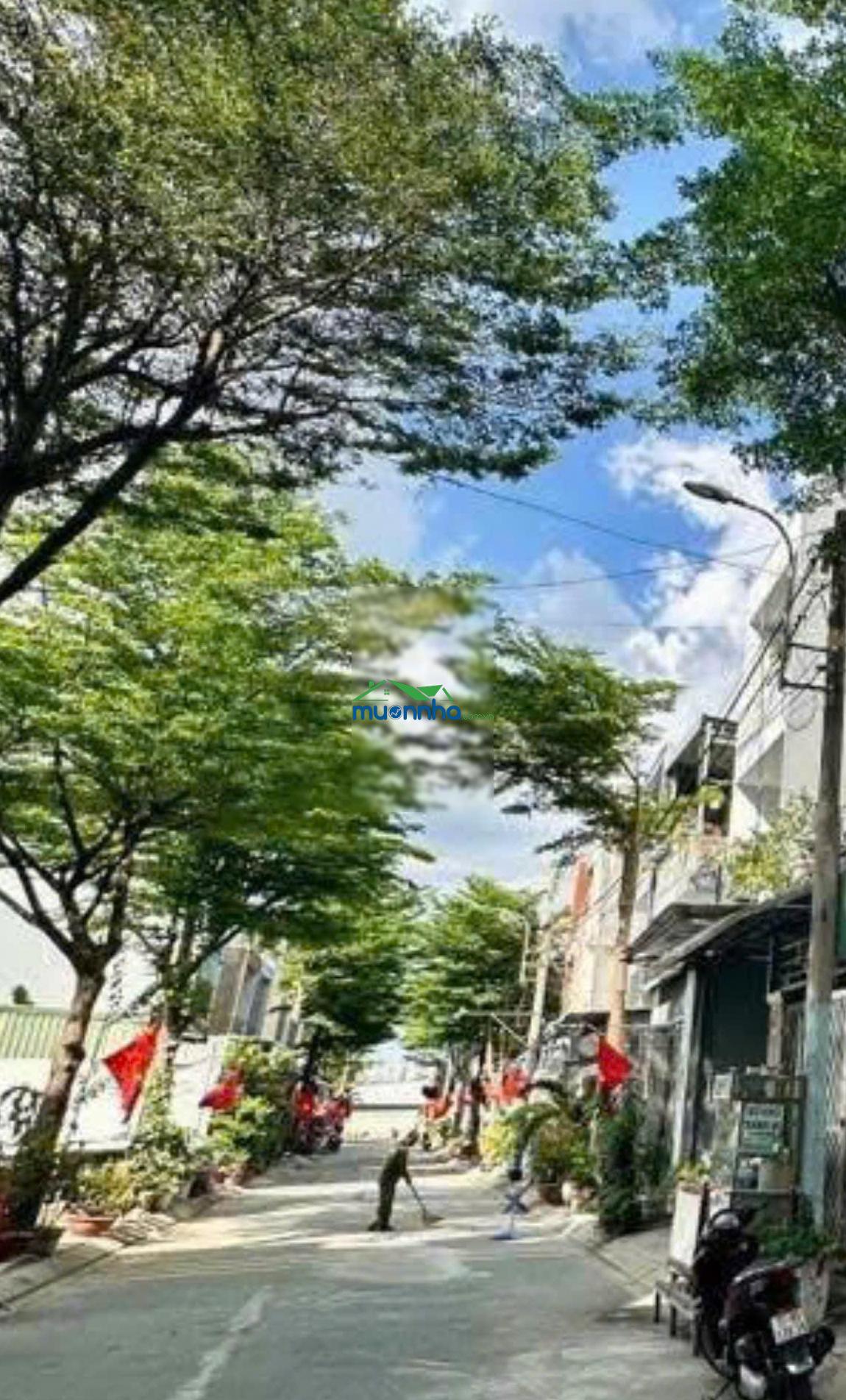 4.7 tỷ (còn thương lượng) nhà phố 60m ngang 5m, cạnh kđt đông tăng long q9 - 4