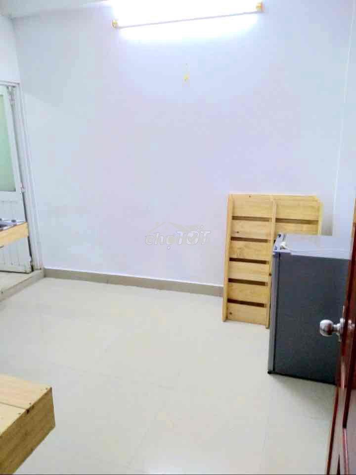 Phòng tây thạnh, tân phú giá rẻ. an ninh. đường lớn, nhiều cây xanh - 4