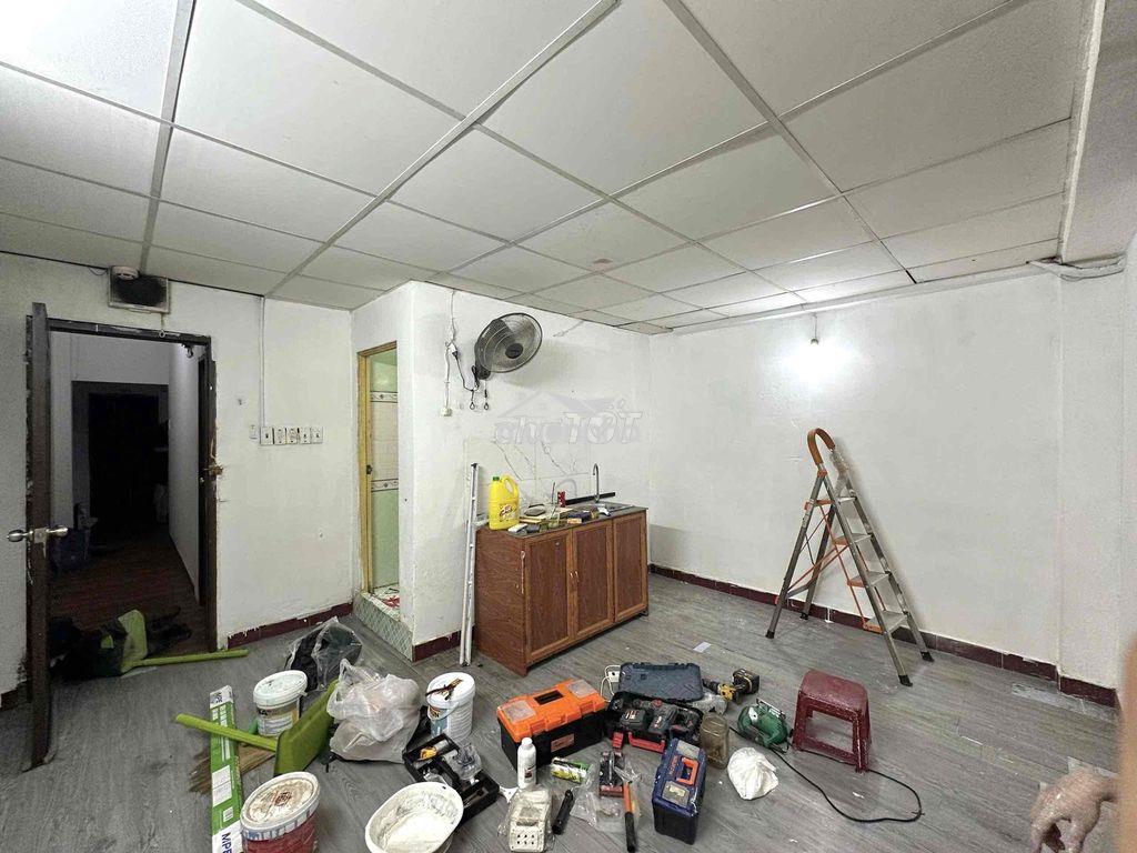 Cho thuê 2 phòng ngủ mặt tiền tô hiến thành - quận 10 - giá siêu rẻ - 4