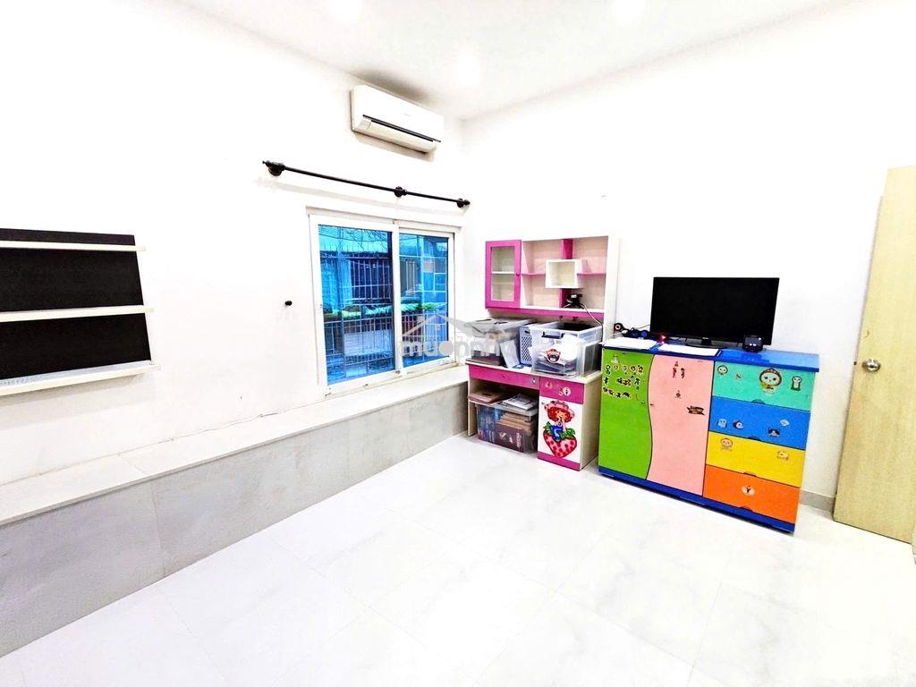 🔵 Cho thuê nhà hxh cách mạng tháng tám q3. (100m2) gần tòa nhà vietell - 3