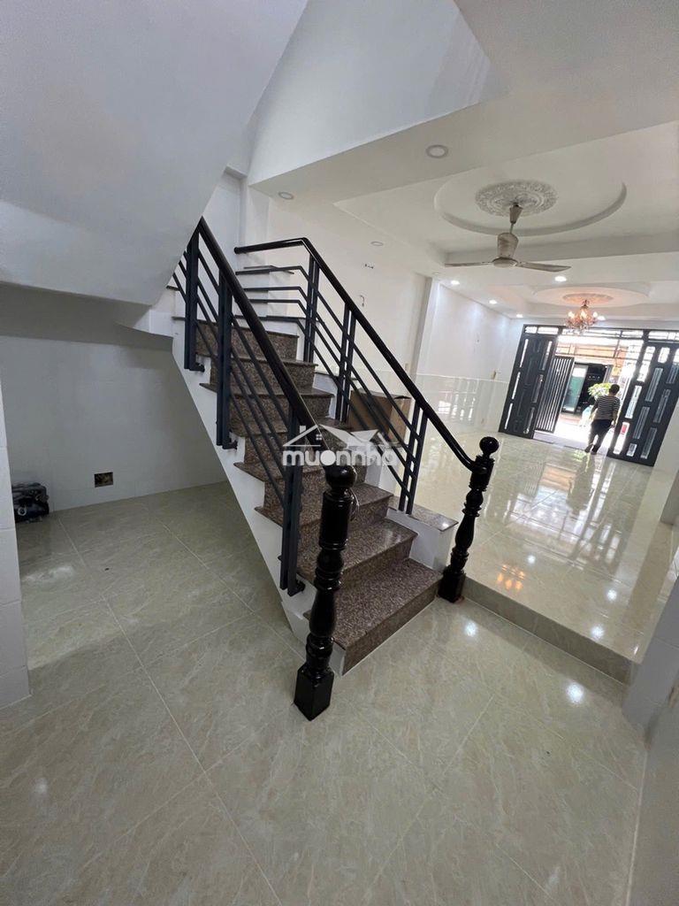 Nhà 2 tầng - xe hơi tránh - lê văn lương - 50m2 - 6 tỷ 500tr - 4