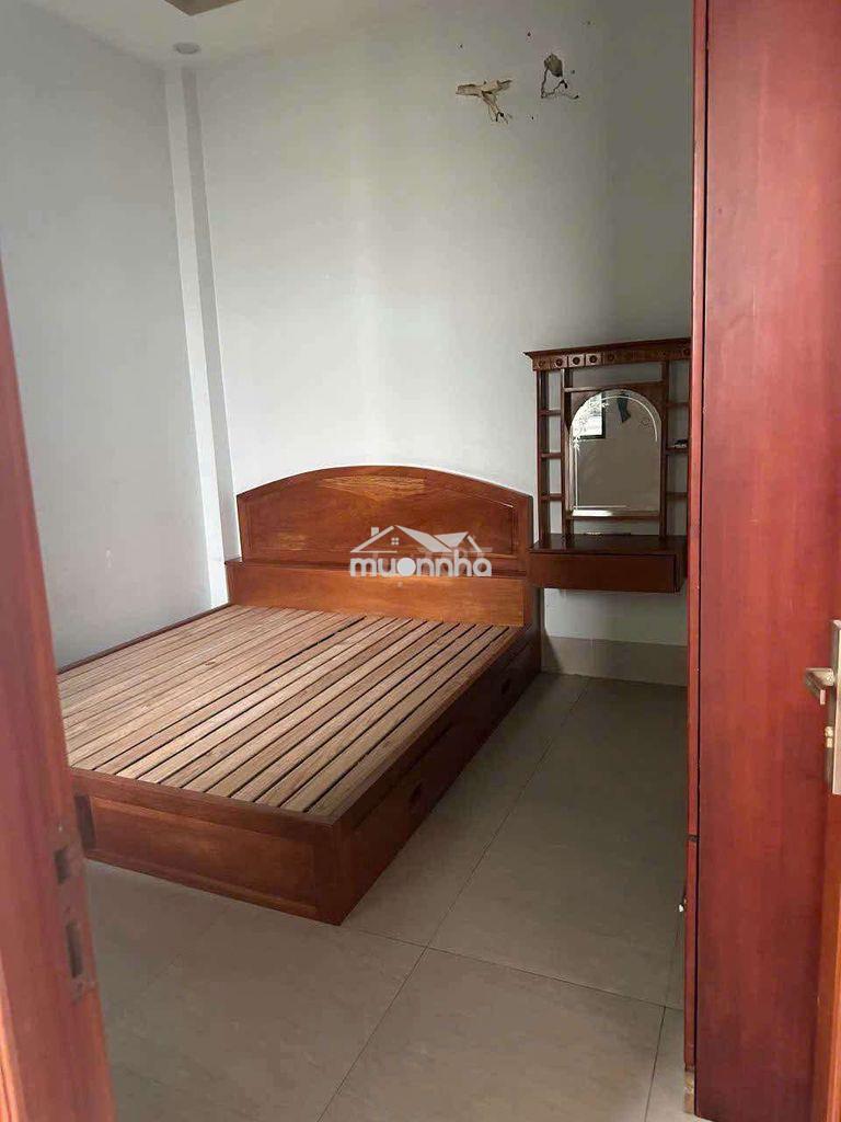 Nhà lầu gần cầu vượt sóng thần giá 10 triệu - 3