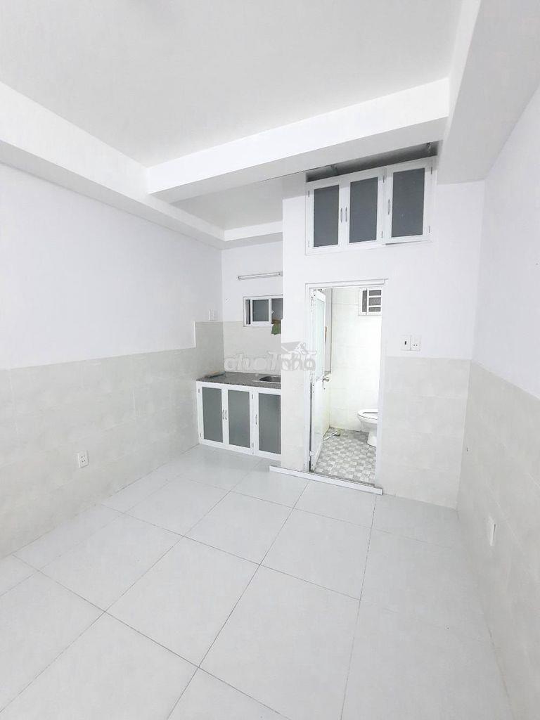 Phòng trọ giá rẻ cho sinh viên gần đh tdt - 4